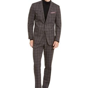 Perry Ellis plaid 2 piece suit
